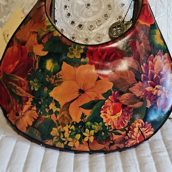 Patricia Nash Multicolor Floral Hobo Bag - Picture 4 of 13